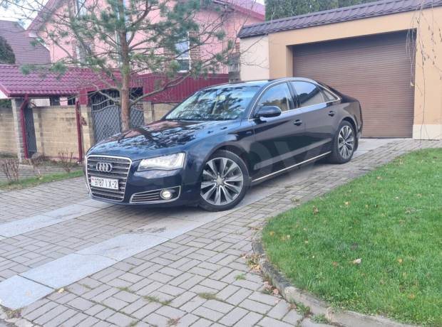 Audi A8 D4