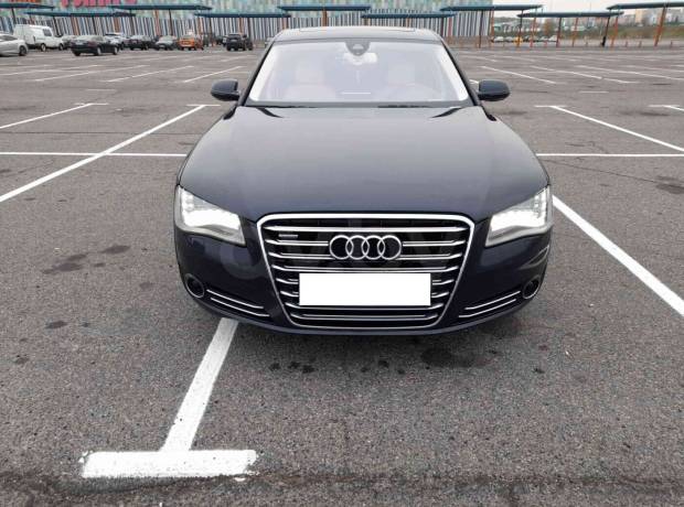 Audi A8 D4