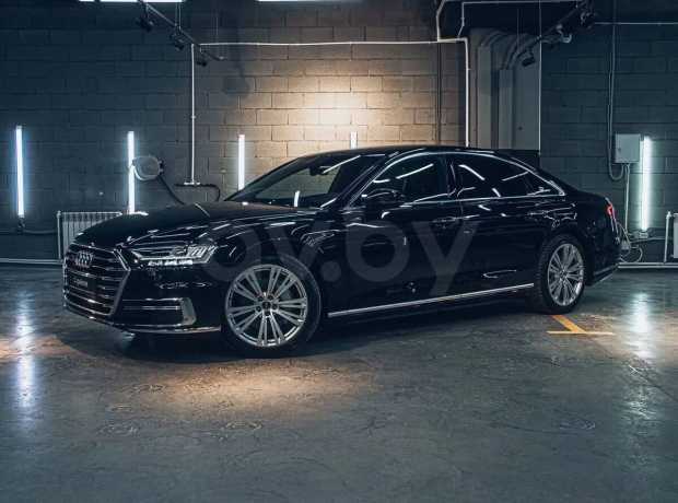 Audi A8 D5