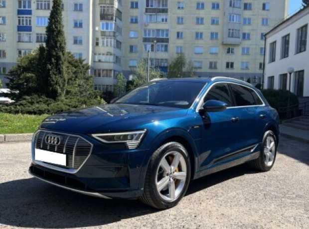 Audi e-tron , 2020, пробег 104000 км