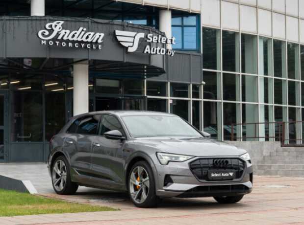 Audi e-tron , 2022, пробег 33500 км