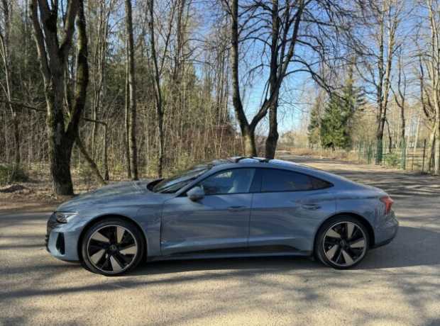 Audi e-tron GT , 2021, пробег 45304 км