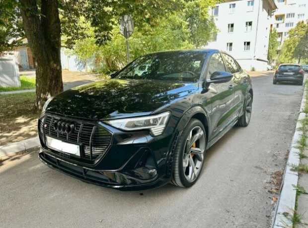 Audi e-tron S Sportback , 2022, пробег 28000 км