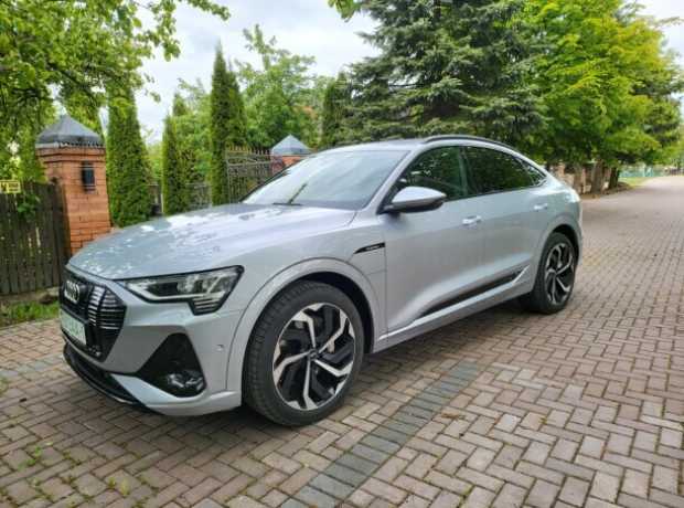 Audi e-tron Sportback , 2022, пробег 22000 км