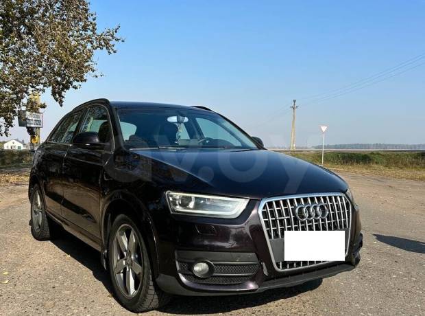 Audi Q3 8U