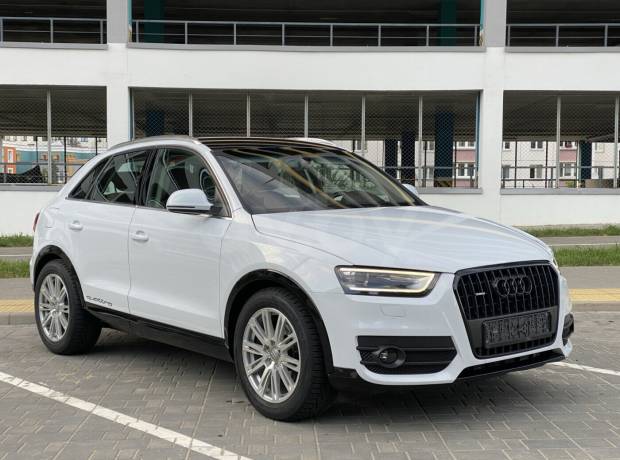 Audi Q3 8U