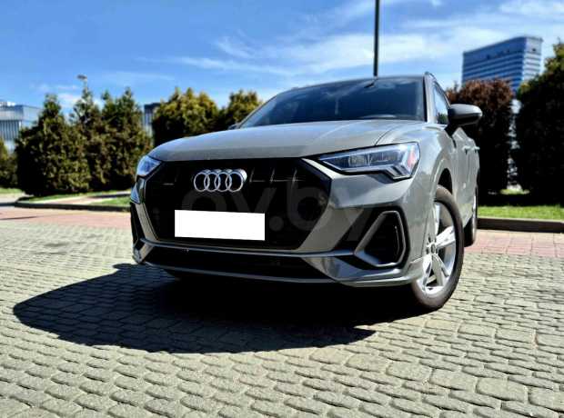 Audi Q3 F3 Audi Q3 F3