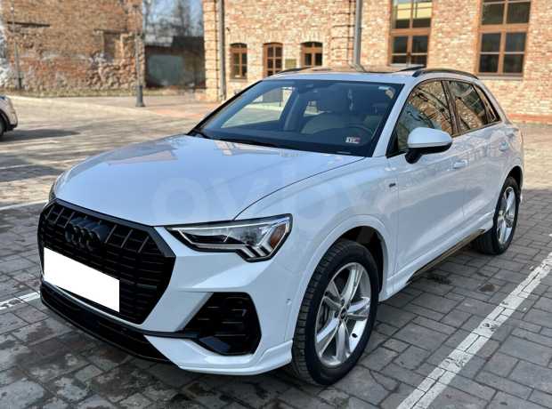 Audi Q3 F3 Audi Q3 F3