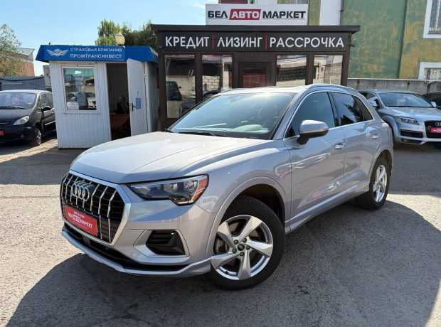 Audi Q3 F3