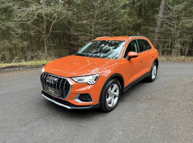 Audi Q3 F3