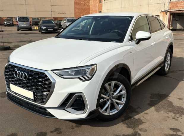 Audi Q3 Sportback I Audi Q3 Sportback I