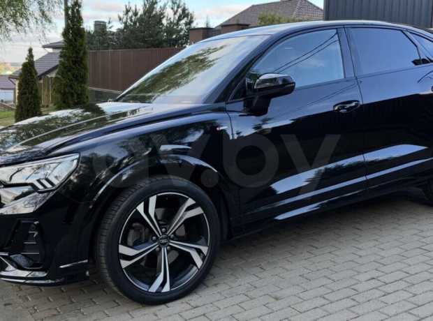 Audi Q3 Sportback I