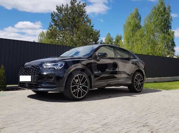 Audi Q3 Sportback I