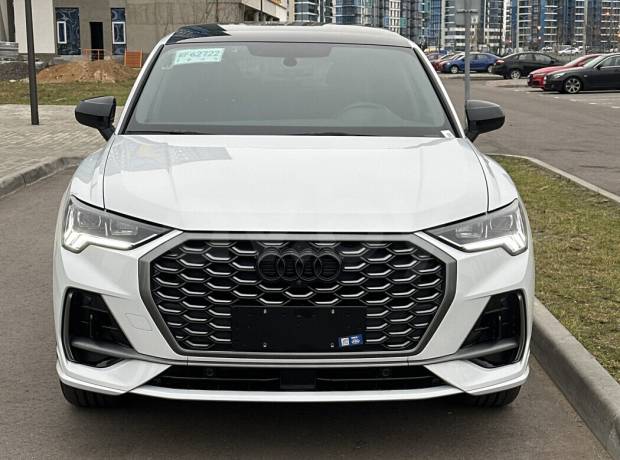 Audi Q3 Sportback I