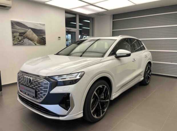 Audi Q4 e-tron , 2023, пробег 6746 км