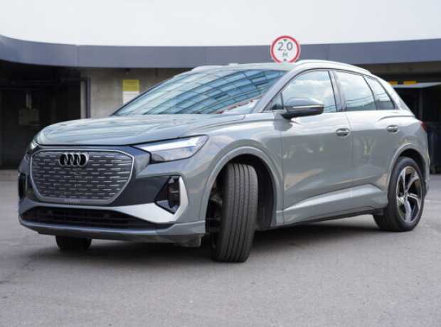 Audi Q4 e-tron , 2024, пробег 13500 км