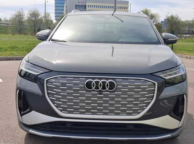 Audi Q4 e-tron I Audi Q4 e-tron I