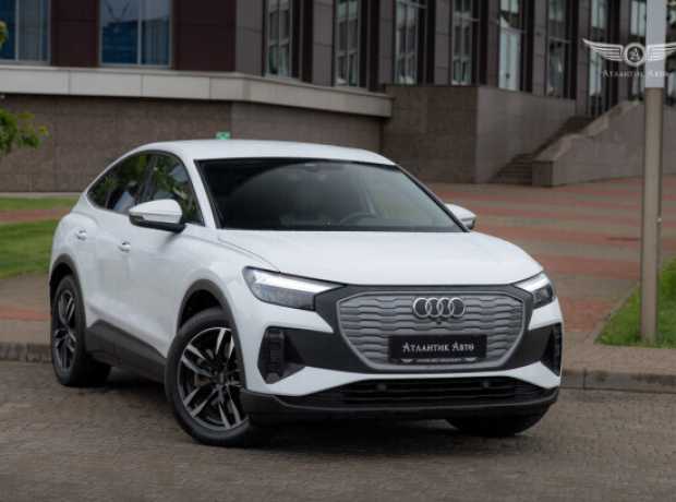 Audi Q4 e-tron Sportback , 2022, пробег 32454 км