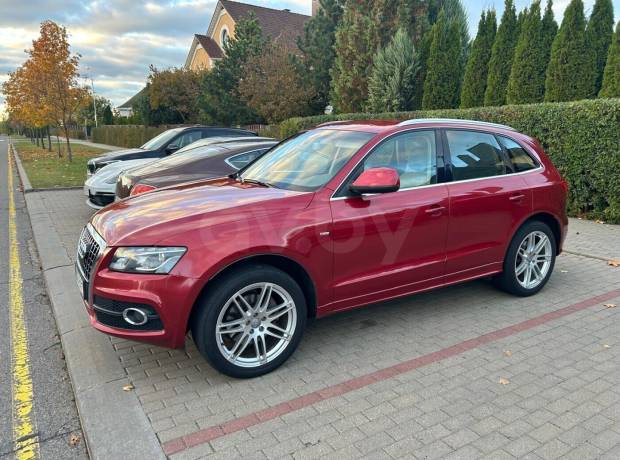 Audi Q5 8R