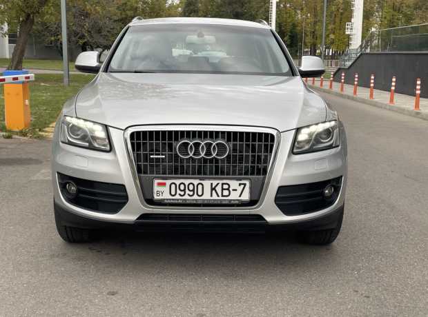 Audi Q5 8R