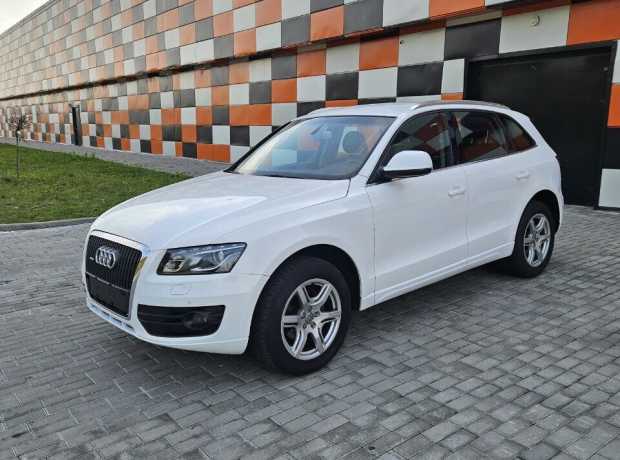 Audi Q5 8R