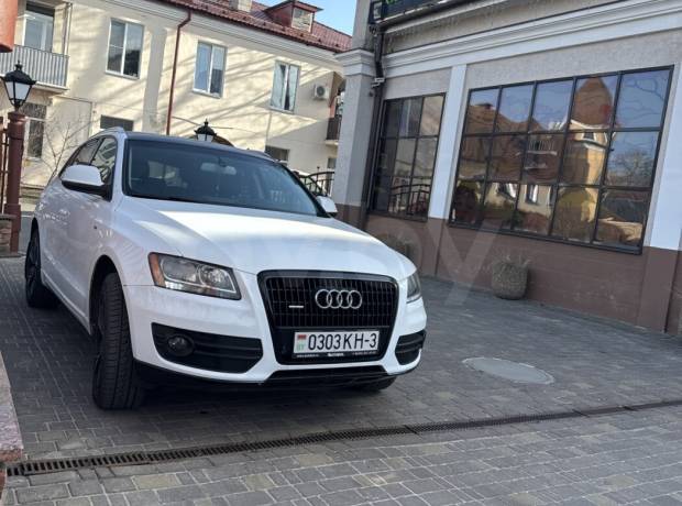 Audi Q5 8R