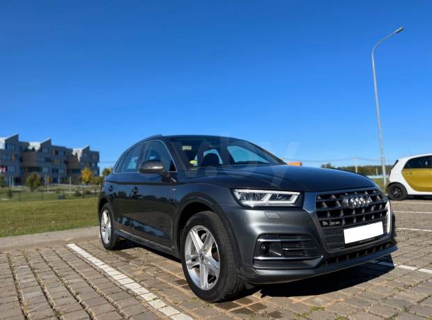 Audi Q5 FY