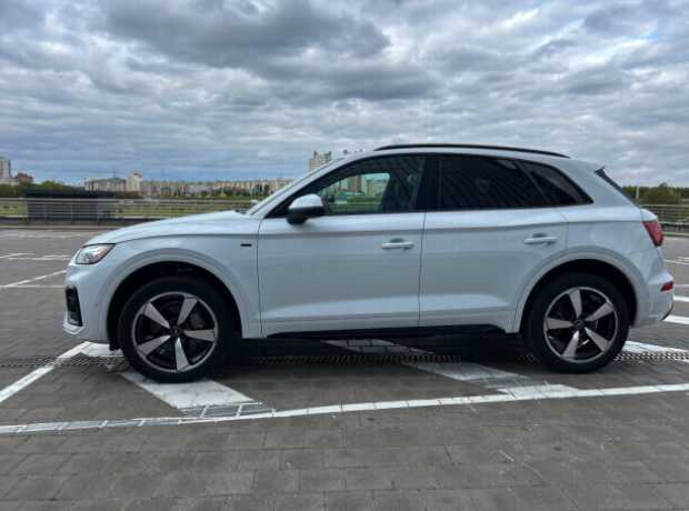Audi Q5 FY  Рестайлинг, 2022, пробег 34000 км