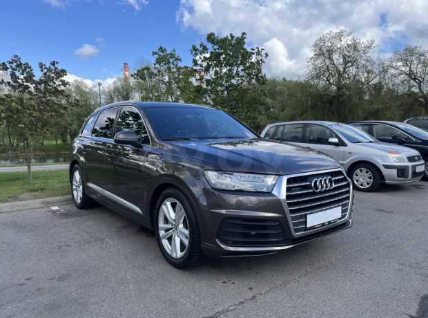Audi Q7 4M