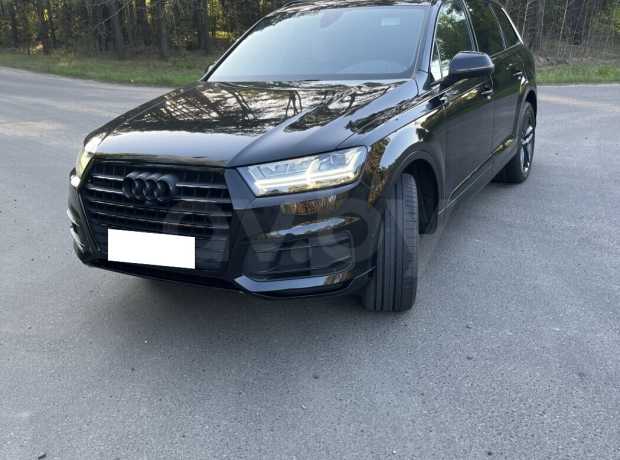 Audi Q7 4M