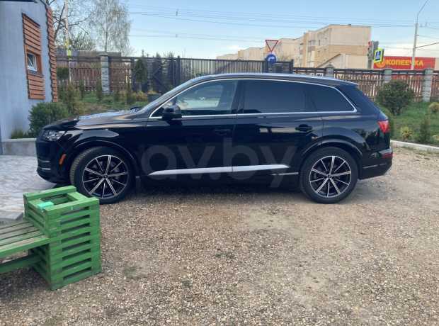 Audi Q7 4M