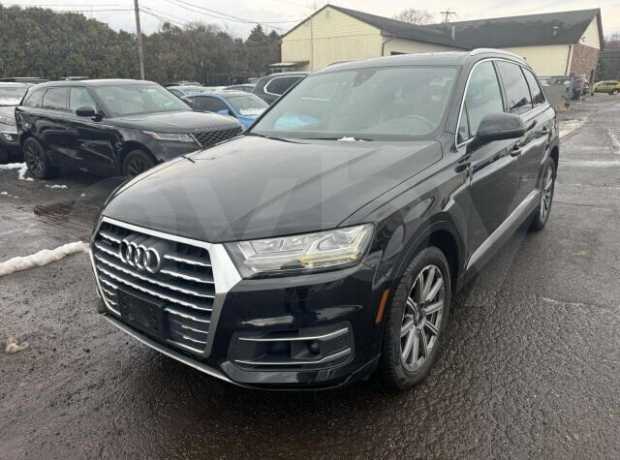 Audi Q7 4M