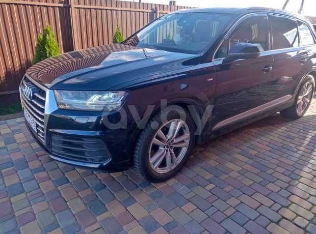 Audi Q7 4M
