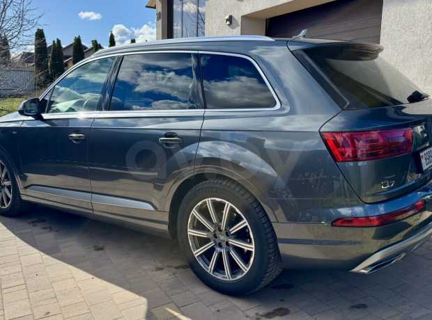 Audi Q7 4M