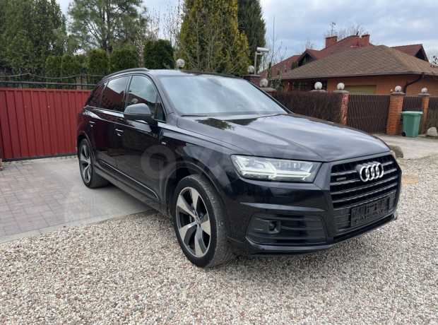 Audi Q7 4M