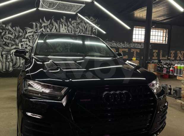 Audi Q7 4M Audi Q7 4M