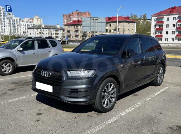 Audi Q7 4M