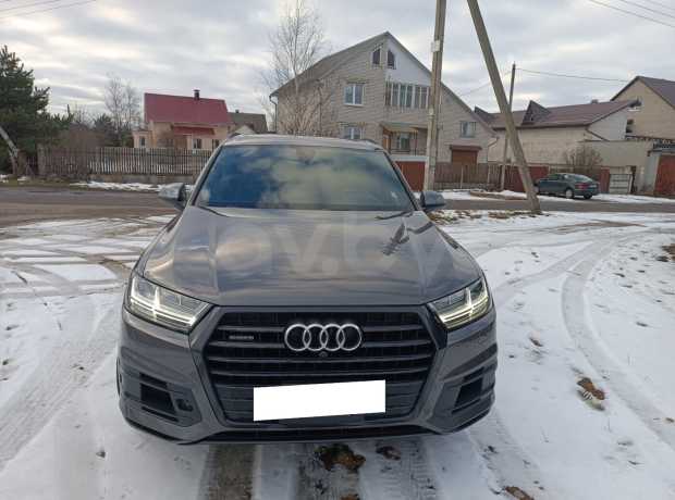 Audi Q7 4M