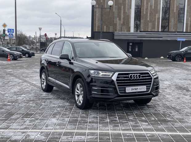 Audi Q7 4M