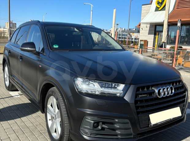 Audi Q7 4M