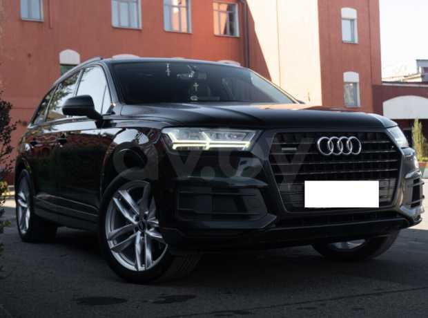 Audi Q7 4M