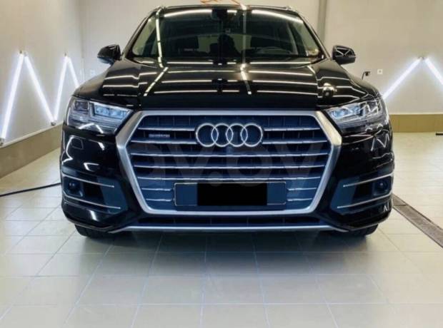 Audi Q7 4M