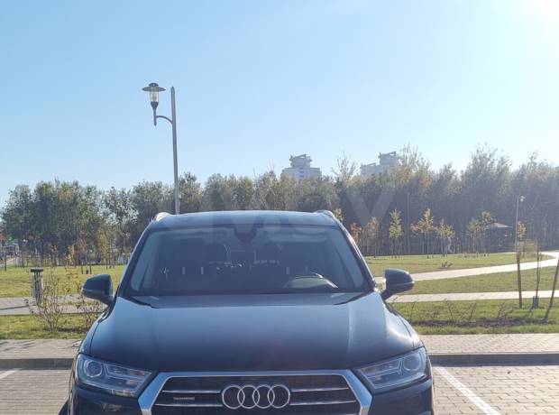 Audi Q7 4M