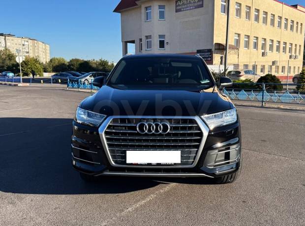 Audi Q7 4M