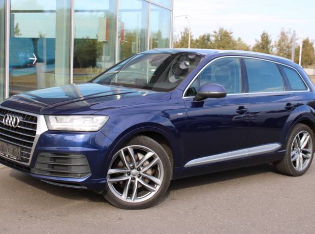 Audi Q7 4M