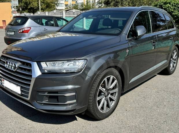 Audi Q7 4M