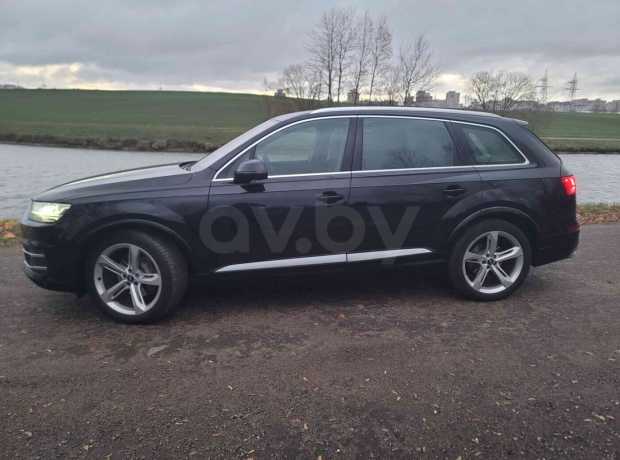 Audi Q7 4M