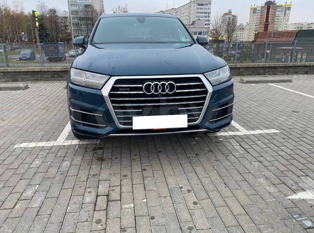 Audi Q7 4M