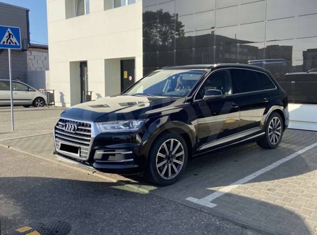 Audi Q7 4M