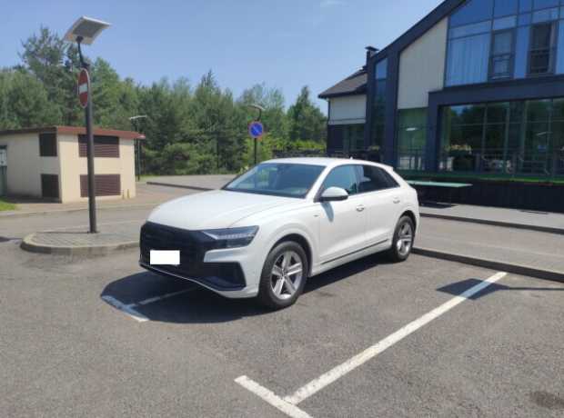 Audi Q8 I, 2019, пробег 92000 км Audi Q8 I, 2019, пробег 92000 км